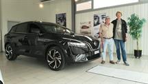 Ruth Richener und Felix Graf aus Wolfwil mit ihrem Nissan Qashqai